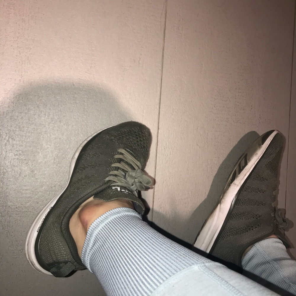 APL Cashmere Techloom Sneakers 8.5 - Picture 4 of 4